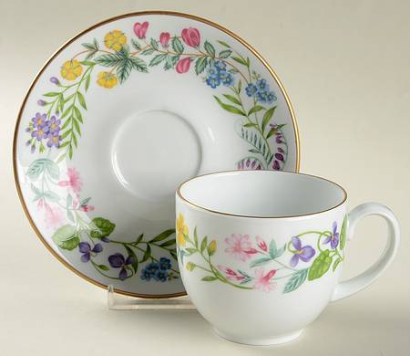 Fairfield Flat Cup & Saucer Set