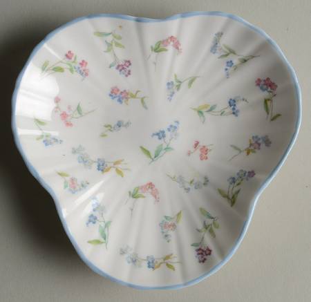 Forget Me Not Blue Clover Shaped Dish