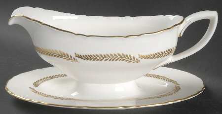 Golden Bracken Gravy Boat with Attached Underplate