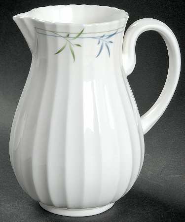 Green Bamboo 32 Oz Pitcher