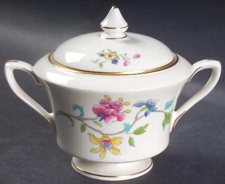 Hampton Court Sugar Bowl & Lid