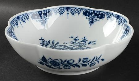 Hanbury 8" Round Scalloped Dish