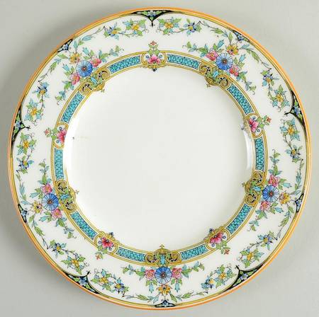 Hollywood (Light Cream, Smooth) Salad Plate