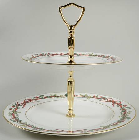 Holly Ribbons 2 Tiered Serving Tray (Dinner & Salad Plate)