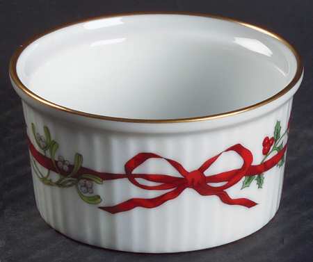 Holly Ribbons Ramekin