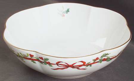 Holly Ribbons 8" Round Scalloped Dish