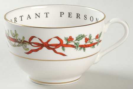 Holly Ribbons V.I.P. Cup