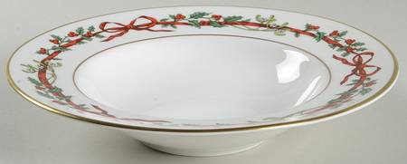 Holly Ribbons Rim Soup Bowl