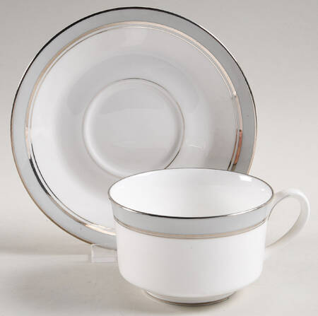 Flat Cup & Saucer Set