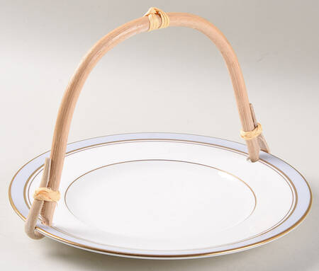 Howard Lavender 5 3/8"-5 5/8" Bamboo Handled Serving Plate  HC
