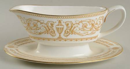 Hyde Park Gravy Boat with Attached Underplate