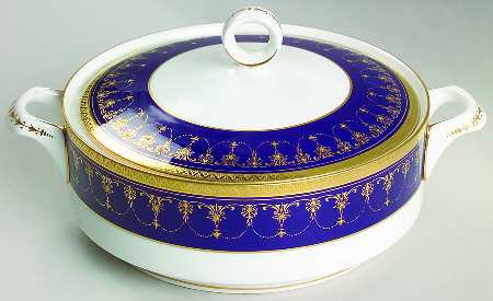 Imperial Blue Round Covered Vegetable