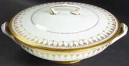 Imperial White Round Covered Vegetable