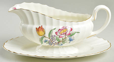 Indian Sprays Gravy Boat with Attached Underplate