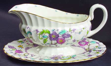 Kashmir (Ribbed) Gravy Boat with Attached Underplate