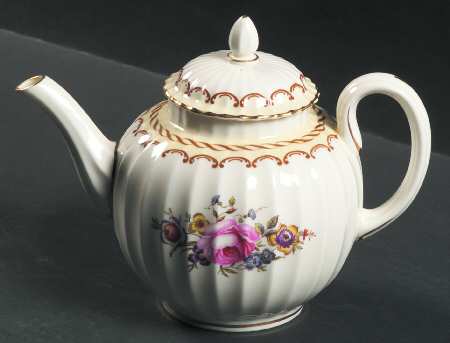 Kempsey Mini Teapot & Lid