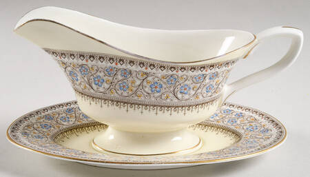 Lady Evelyn Gravy Boat & Underplate