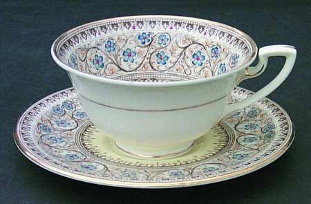 Lady Evelyn Footed Cup & Saucer Set