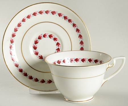 Lareath Footed Cup & Saucer Set