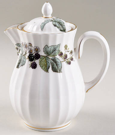 Lavinia (White Body, Bone) Mini Coffee Pot & Lid