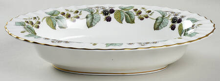 Lavinia (White Body, Bone) 10" Oval Vegetable Bowl