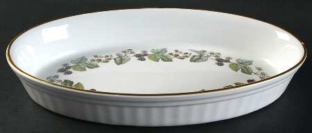 Lavinia (White Body, Bone) 12'' Oval Baker