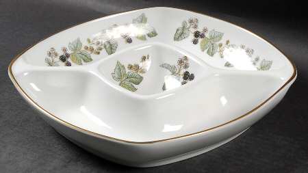 Lavinia (White Body, Bone) 1-Piece Square Crudite