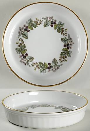 Lavinia (White Body, Bone) 8" Quiche