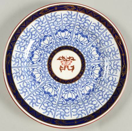 Lily Luncheon Plate
