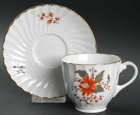 Lynbrook Footed Cup & Saucer Set