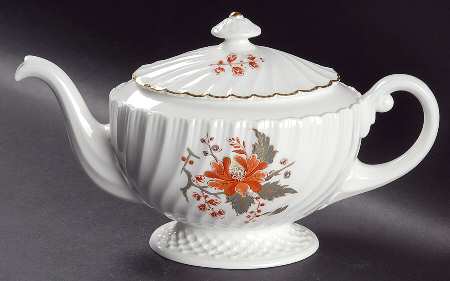 Lynbrook Teapot & Lid