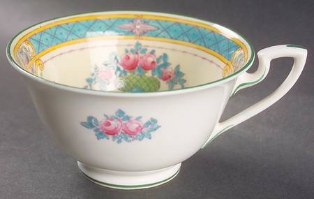 Melba Cream Rim Footed Cup