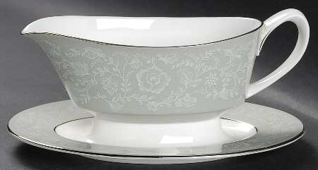 Mirage Gravy Boat with Attached Underplate