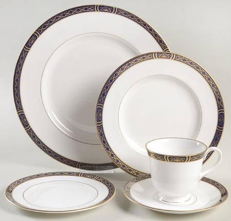 Mountbatten Cobalt Blue (Gold Trim) 5 Piece Place Setting
