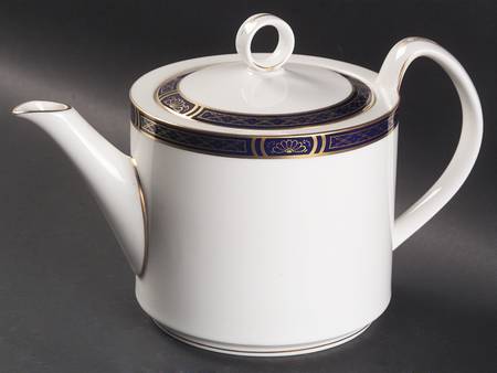 Mountbatten Cobalt Blue (Gold Trim) Teapot & Lid
