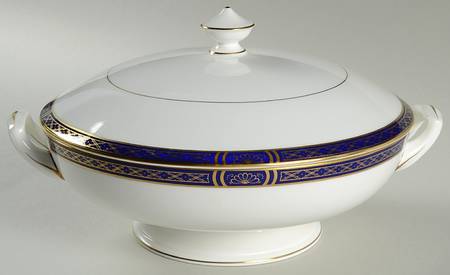 Mountbatten Cobalt Blue (Gold Trim) Round Covered Vegetable