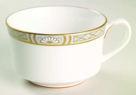 Mountbatten Grey Footed Cup