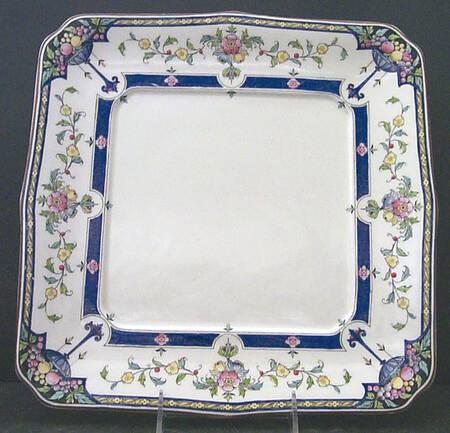 Orlando 12" Square Cake Plate