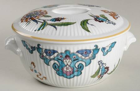 Palmyra 1.5 Qt Round Covered Vegetable