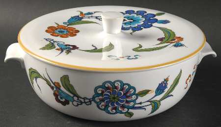 Palmyra 7" Round Entree Dish & Lid