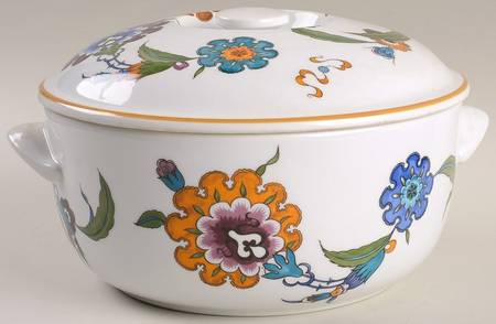 Palmyra 2.25 Qt Round Covered Casserole
