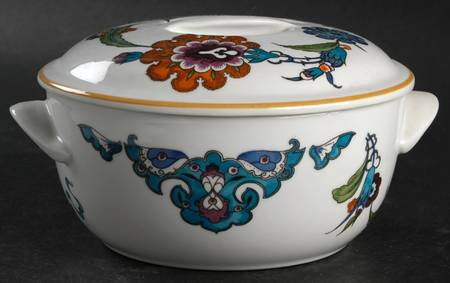 Palmyra 1.50 Pt Round Covered Casserole