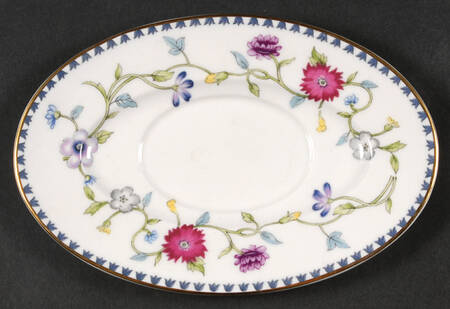 Patricia Underplate for Gravy Boat