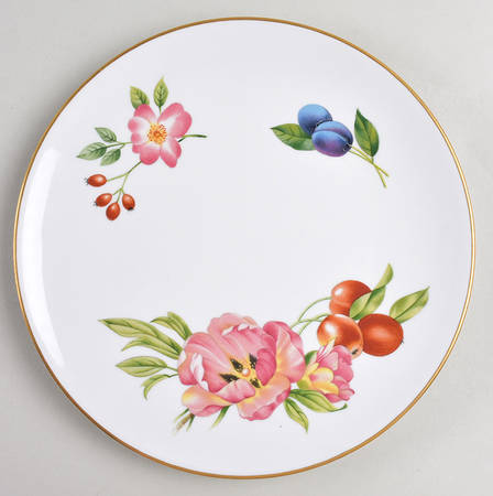 Pershore (Gold Trim) Coupe Luncheon Plate