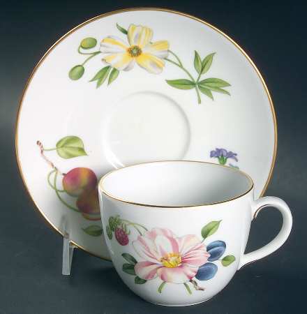 Pershore (Gold Trim) Flat Cup & Saucer Set