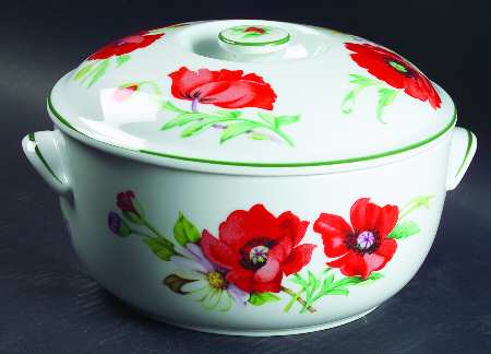 Poppies 3 Quart Round Covered Casserole