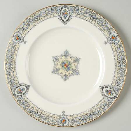 Portia Luncheon Plate