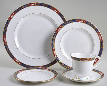 Prince Regent 40 Piece Estate Set