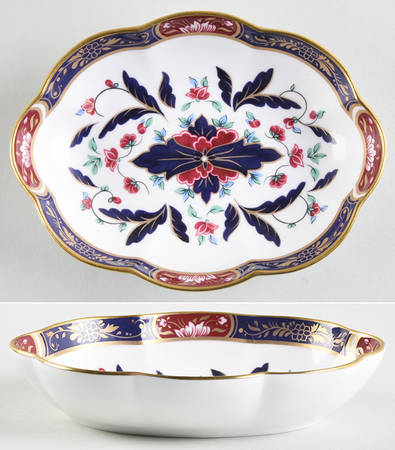Prince Regent Oval Scalloped Dish