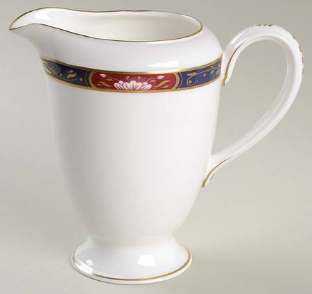 Prince Regent 24 Oz Pitcher